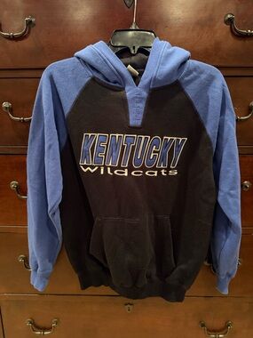 Colosseum Black and Blue Kentucky Wildcats Pullover Hoodie